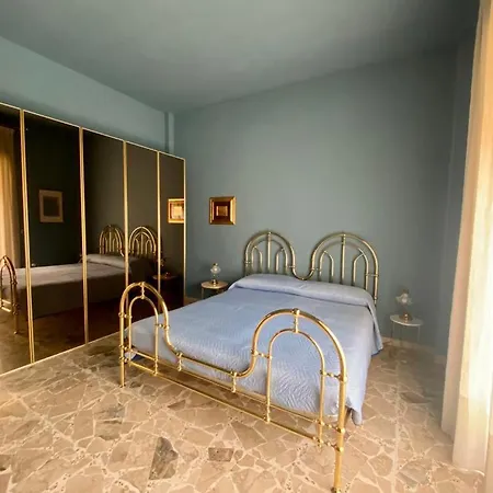 Apartment Ad Un Passo Dal Barocco *