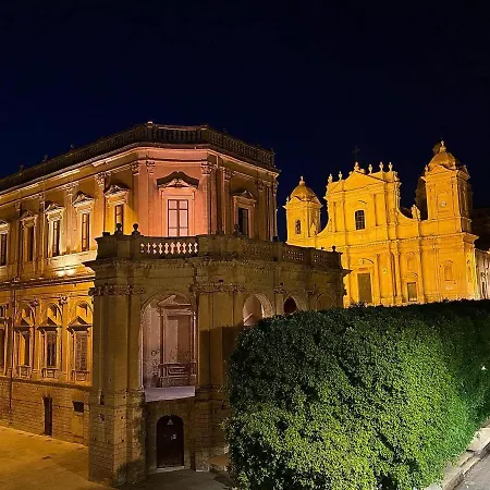 Ad Un Passo Dal Barocco Apartment Noto